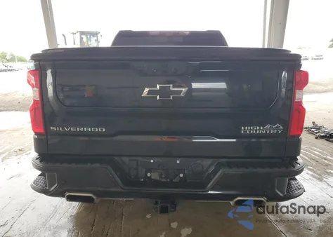 2021 Chevrolet Silverado C1500 High Country z USA, uszkodzony, nr VIN 3GCPWFED1MG279231